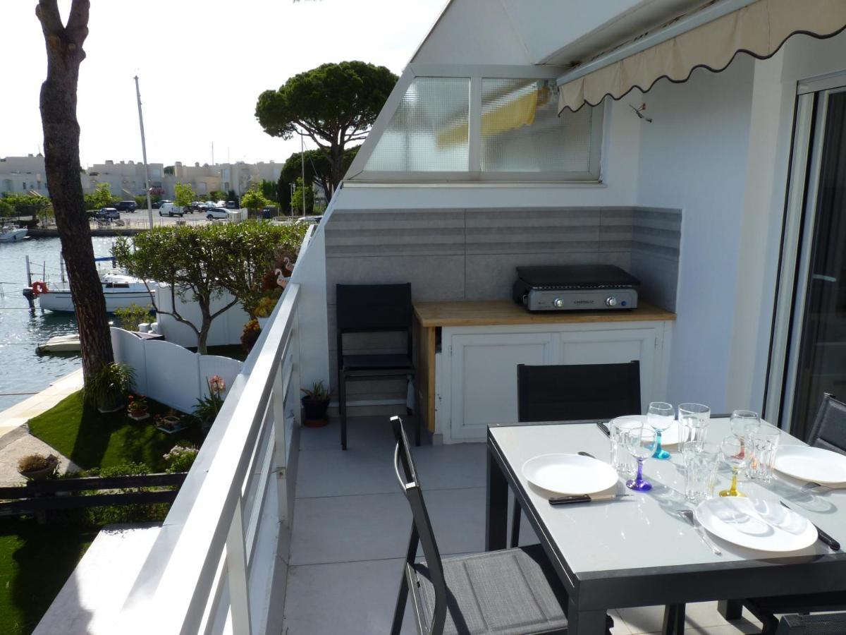 Sol-Y-Days Darse, Superbe Appartement De Type Marina Avec Belle Terrasse Vue Port De Plaisance Le Grau-du-Roi Dış mekan fotoğraf